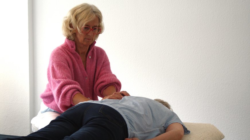 Abbildung einer Feldenkrais Einzelbehandlung